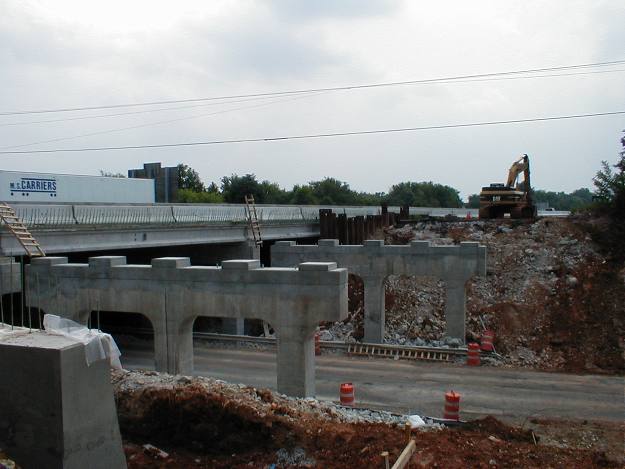 A view of the empty supports from the level of I-65.