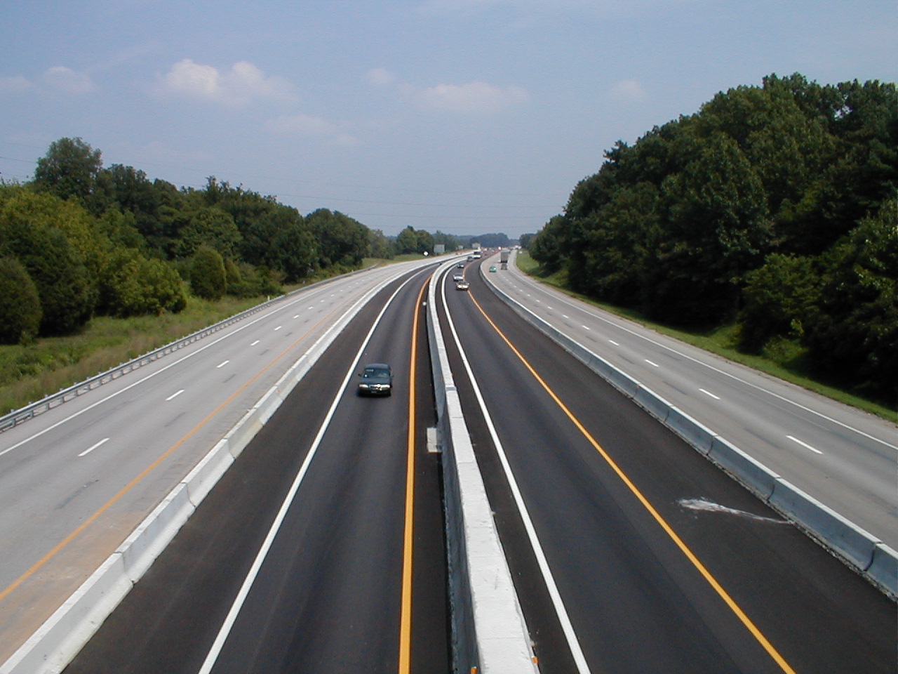An overhead view of I-65 showing the beginning of the split in the south bound lanes.