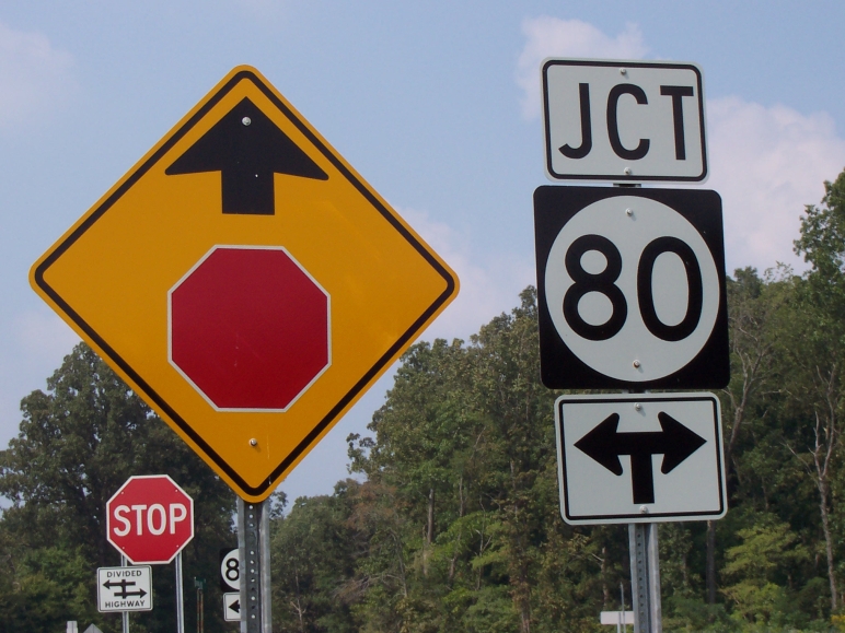 The new KY 80 sports this new type of intersection indication.