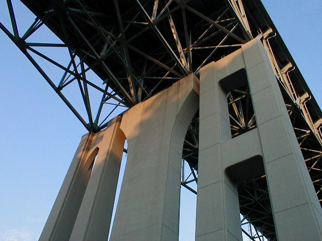 Looking at the three distinct styles of piers used to support the bridge.