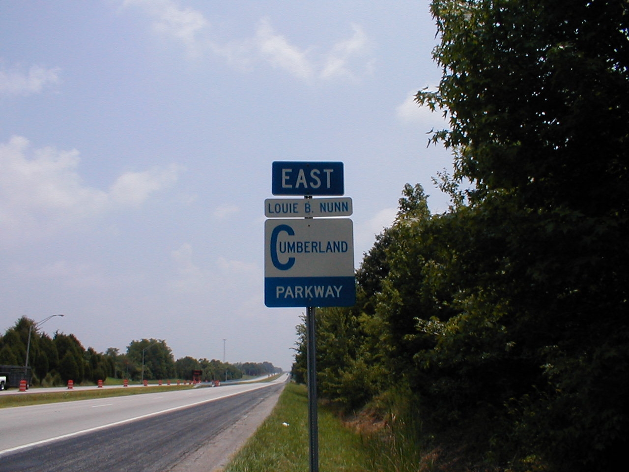 "Louie B. Nunn Cumberland Parkway" sign