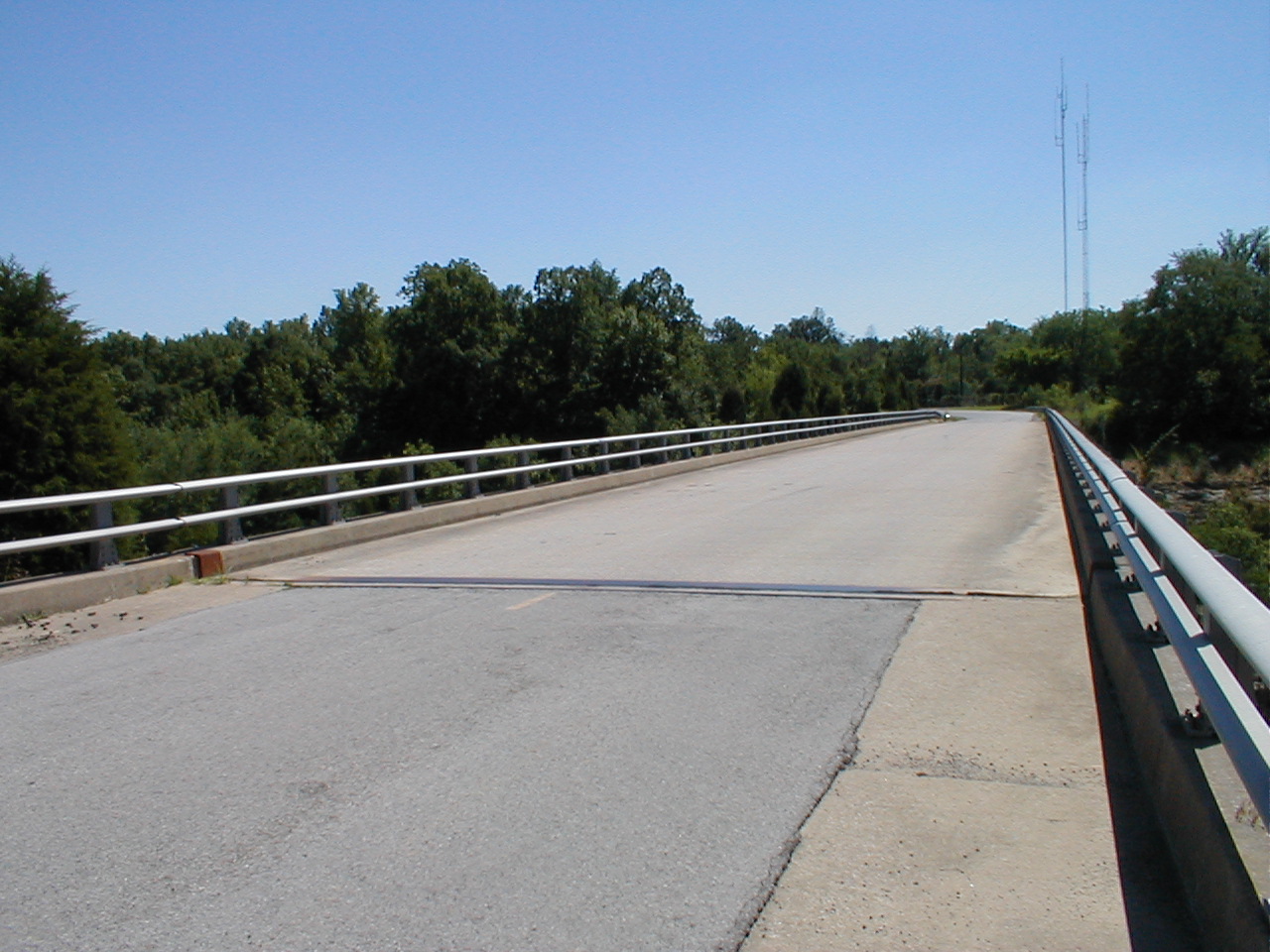The top of the bridge looking south along Glen Lily Road.