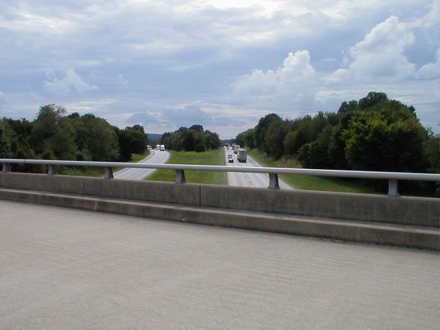 Looking south on I-65 from the [n:KY 259] overpass. (August 15, 2002)
