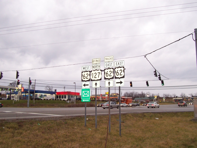Signage at the intesection of US 127 By-pass and US 62 west of Lawrenceburg.