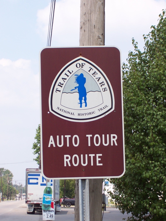 Trail of Tears Auto Tour Route marker at US 41's southern entrypoint into Kentucky (Sept. 5, 2004).