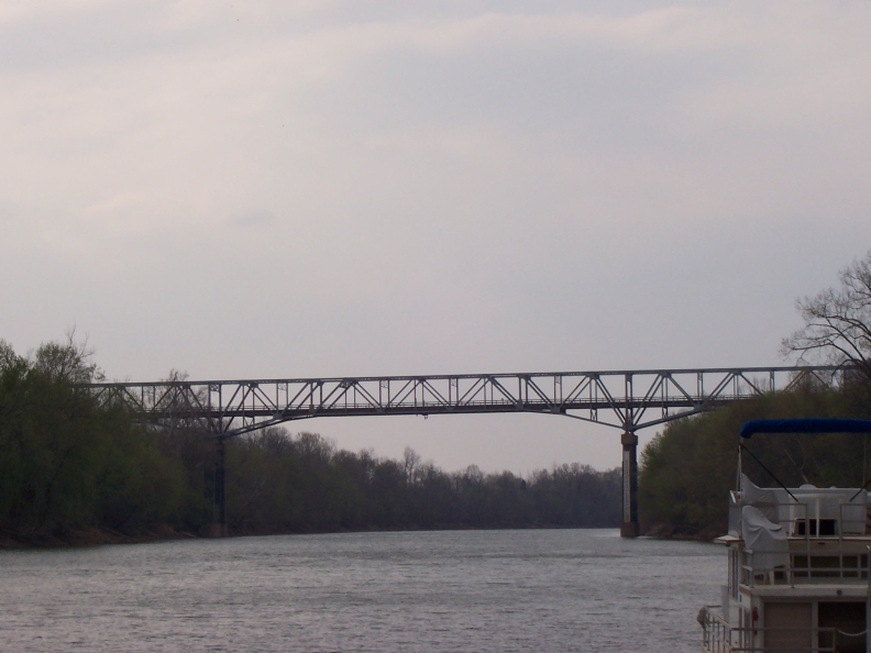 US 62 bridge over the Green River at Rockport